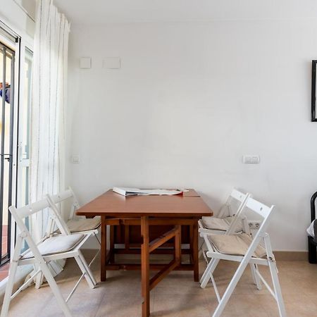 Holi-Rent Apartamento Resitur Seville Exterior photo